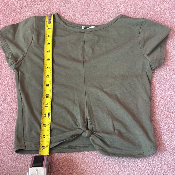 Bozzolo Green T Top Size Large with Twist - Picture 6 of 6